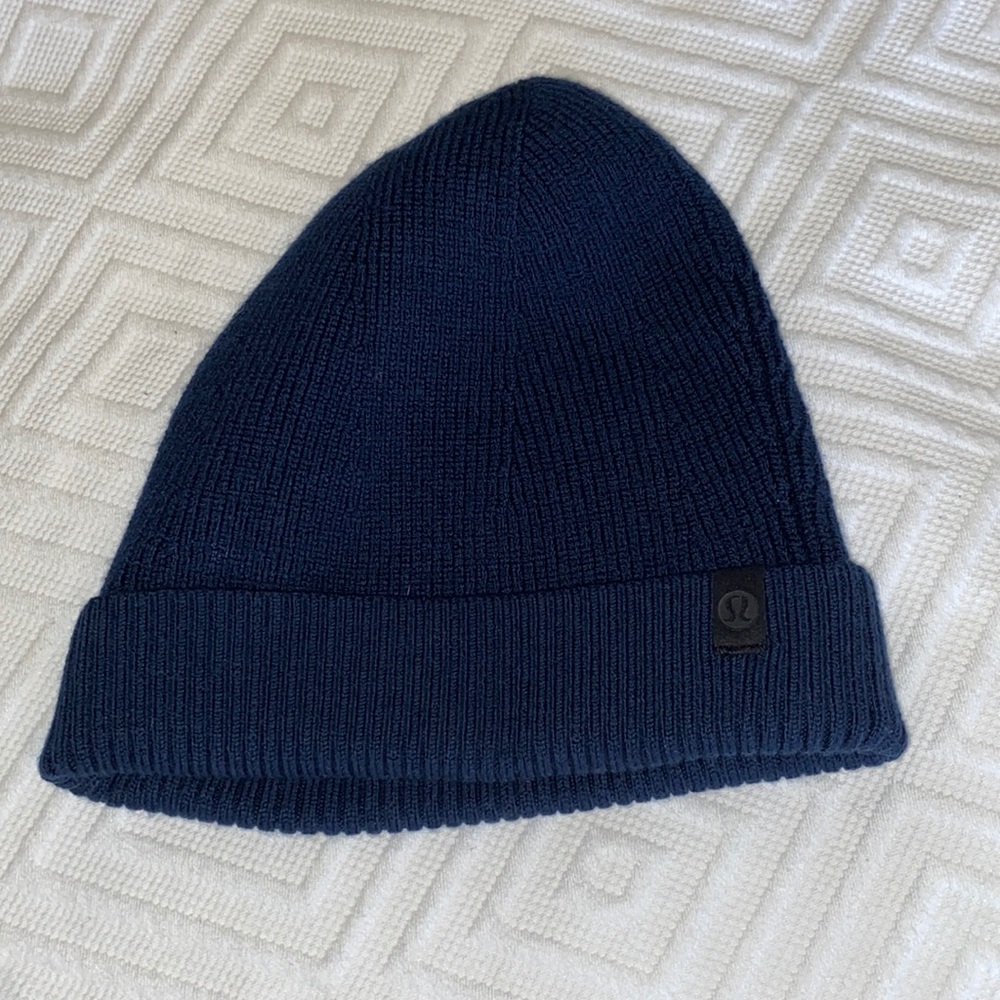 💙 Lululemon Navy Blue Beanie 💙